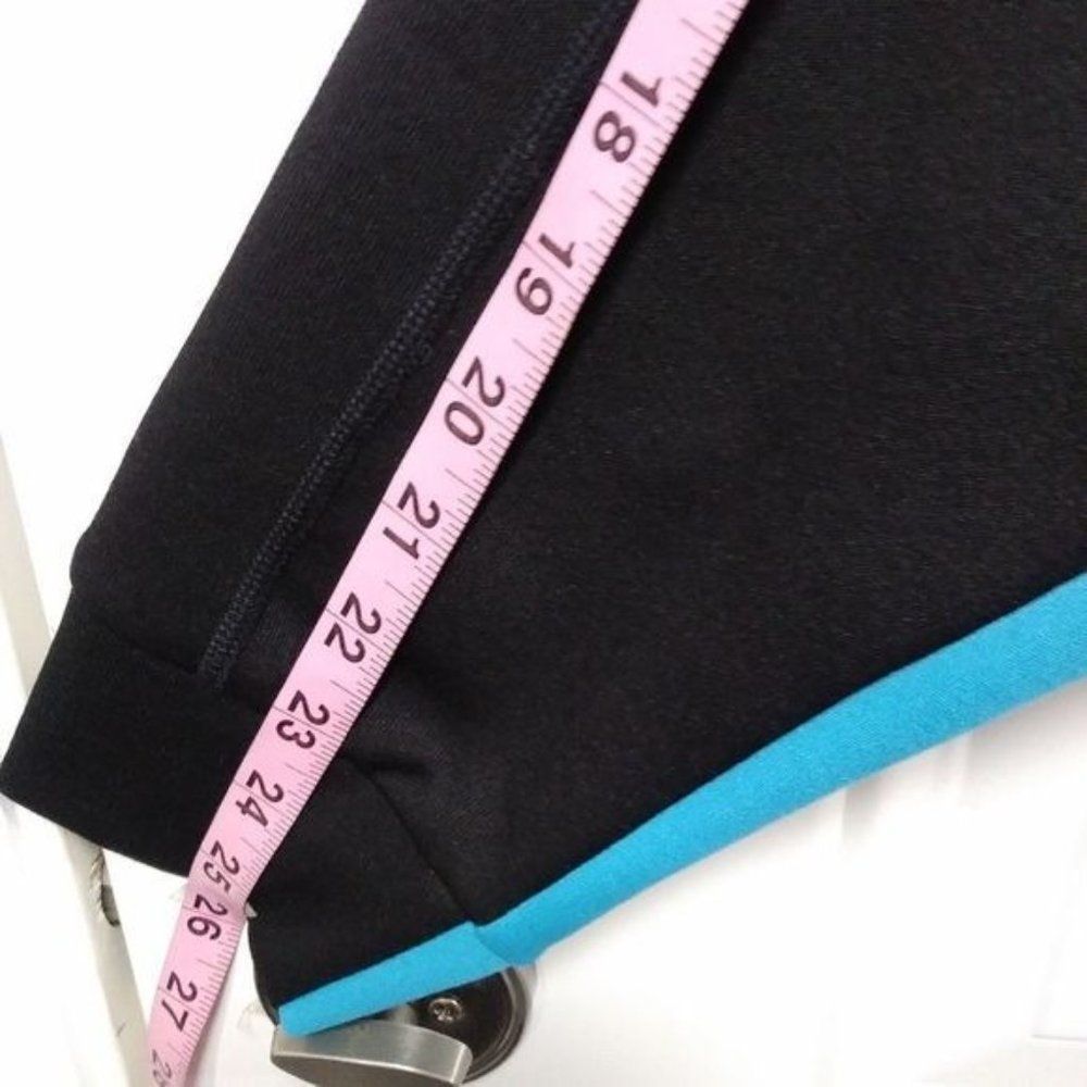 DKNY Black and White Women's Front Kangaroo Pocket Colorblock Sweatshirt Size L - Picture 9 of 10